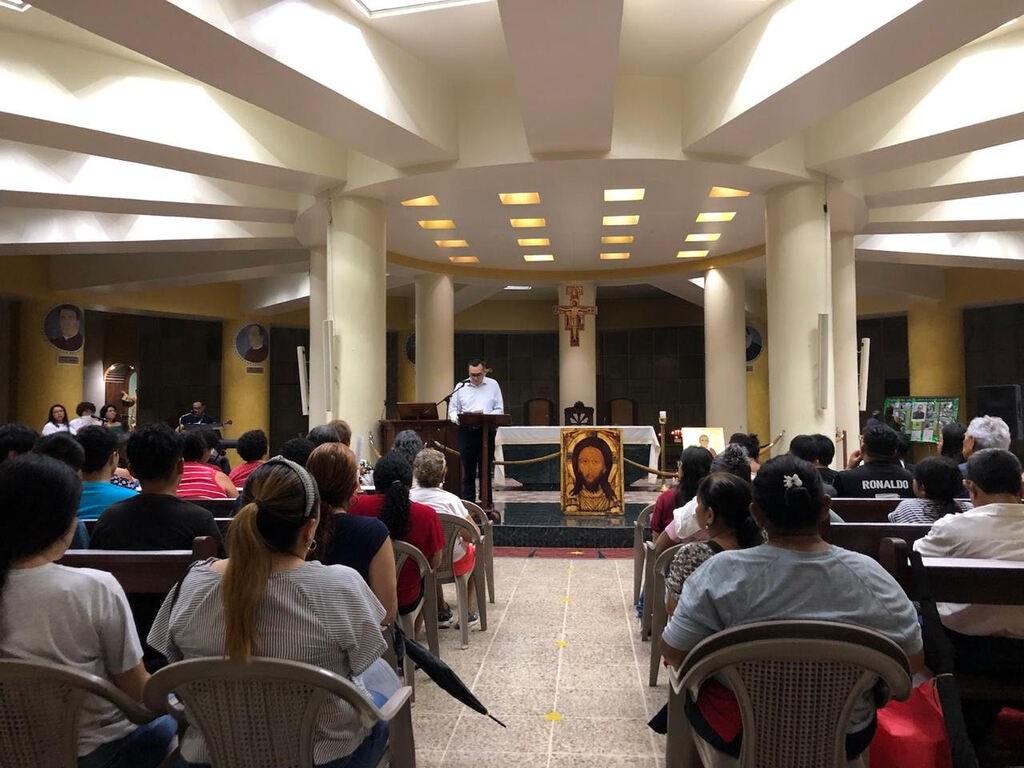 Sant'Egidio in El Salvador celebrates the memory of St Oscar Romero. A prayer in the cathedral to remember his message of peace that continues to speak to the present and future of the country